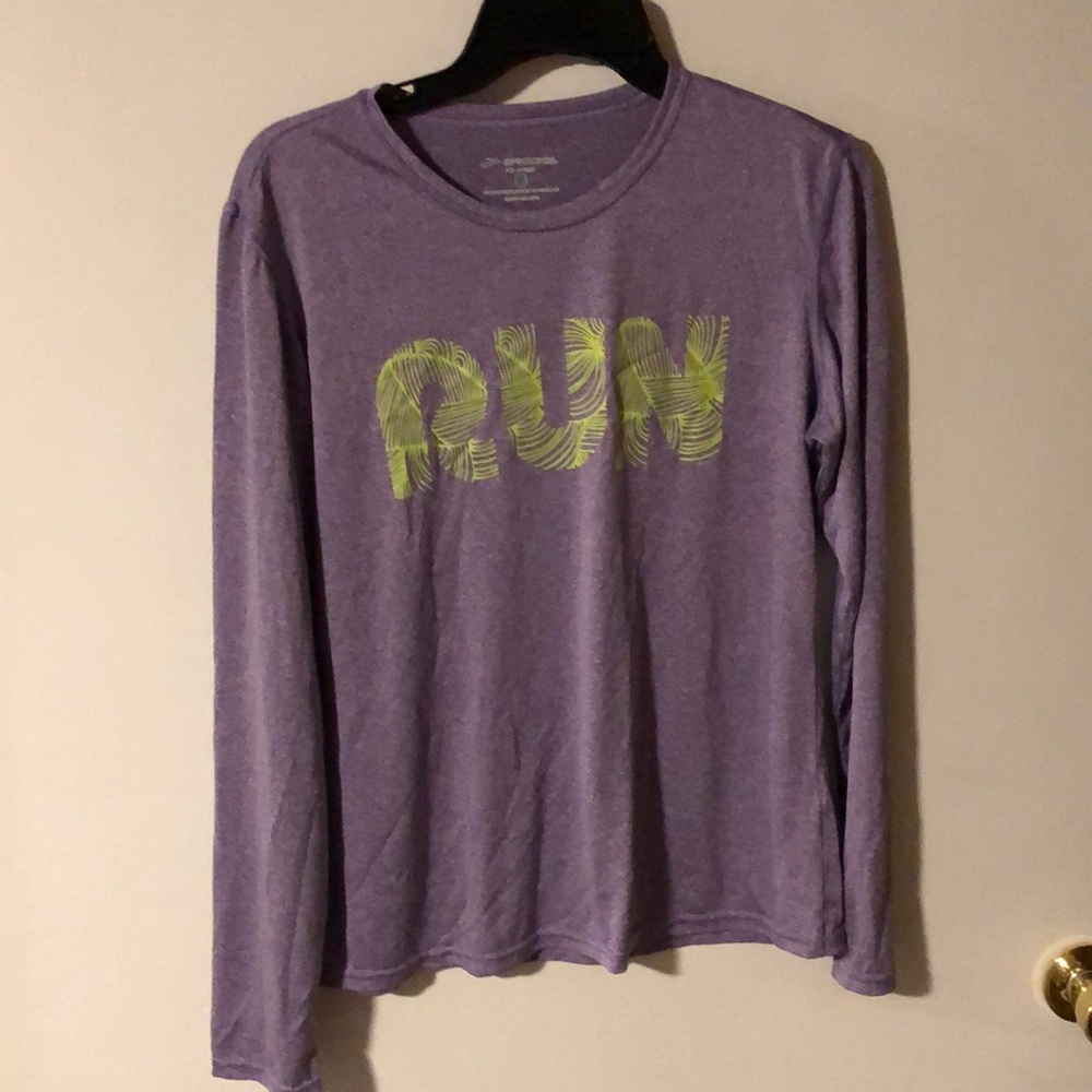 Athletic top
